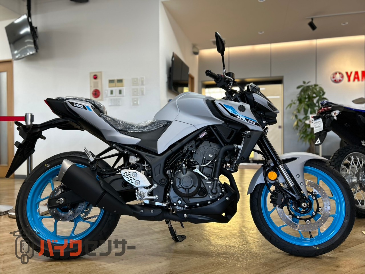 ヤマハ MT-25 ABS マットライトグレーメタリック4 LEDライト B640264 
