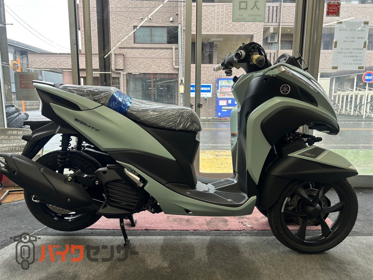 ヤマハ　トリシティ　SEC1J 125cc現行型 左転倒したバイク ヤマハ トリシティ SEC1J 125cc現行型 左転倒したバイク 【公式通販】
