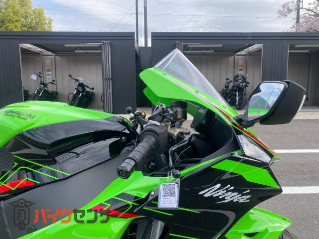 Ninja ZX-10R - KAWASAKI | CHAMPION 76 | チャンピオン 76
