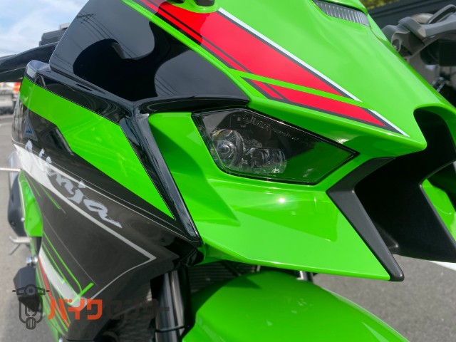 Ninja ZX-10R - KAWASAKI | CHAMPION 76 | チャンピオン 76