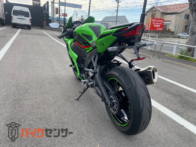 Ninja ZX-10R - KAWASAKI | CHAMPION 76 | チャンピオン 76