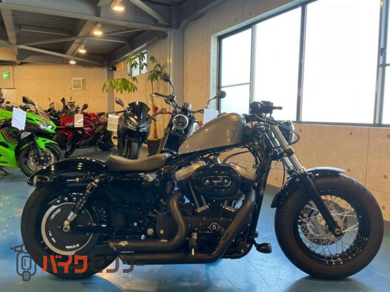 XL1200Xフォーティーエイト　VANCE＆HINES ハーレーダビッドソン XL1200X Sportster フォーティエイト