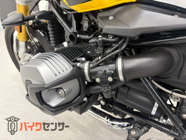 RnineT 純正サイドバック 純正アクラポビッチマフラー 46worksミラー