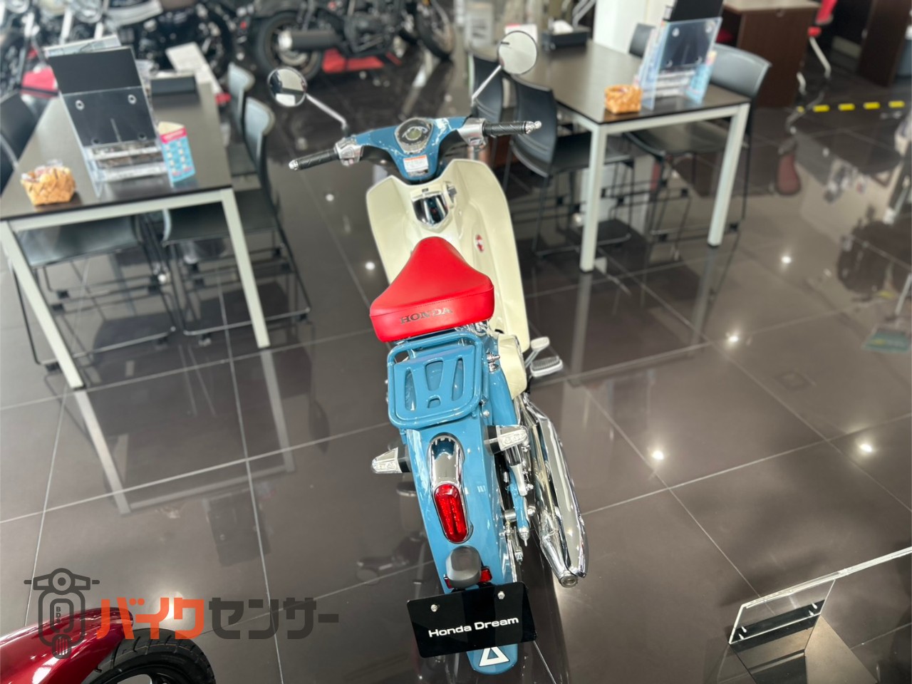 ホンダ スーパーカブC125 2026年モデル パールボスポラスブルー リア