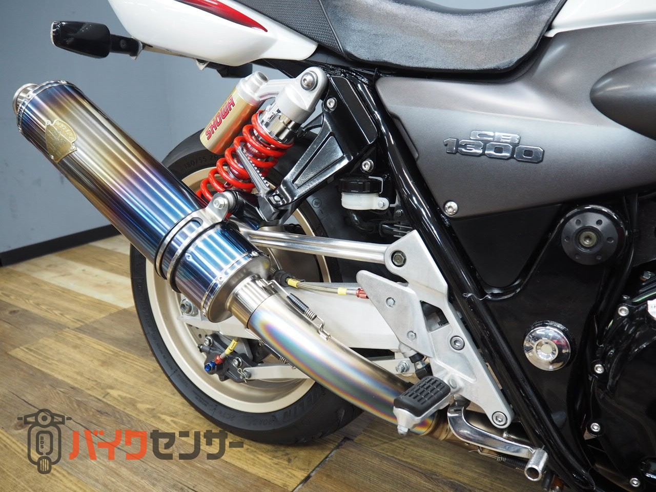 ホンダ CB1300SF SC40初期モデル ワイバンフルエキ・サブフレーム