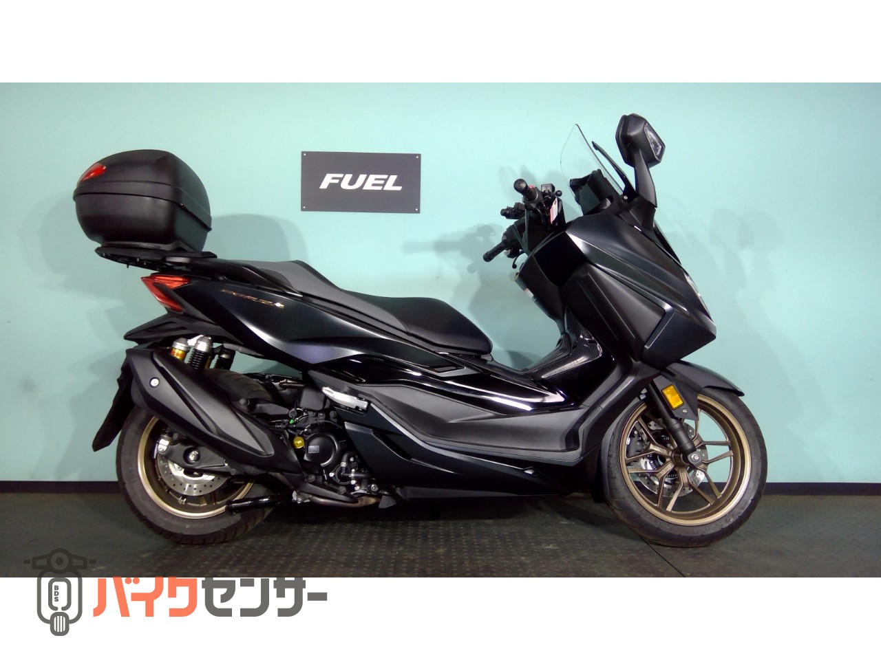 ホンダ フォルツァ MF17 リアボックス USB シガー電源 B645447| BDS ホンダ フォルツァ MF17 リアボックス USB シガー電源 B645447| BDS