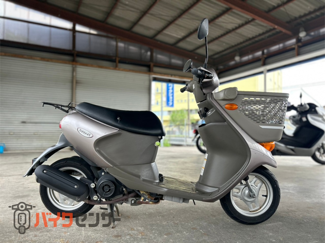 自社ローン対応】実働 ヤマハ SR400 車検3年11月まで BC-RH01J 社外品 