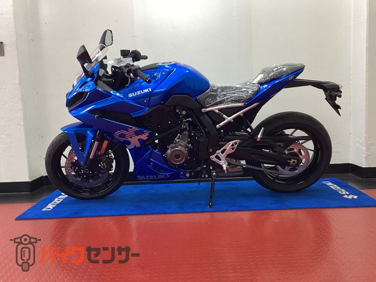 スズキ GSX-8R 2026年モデル トリトンブルーメタリック（YSF）☆決算