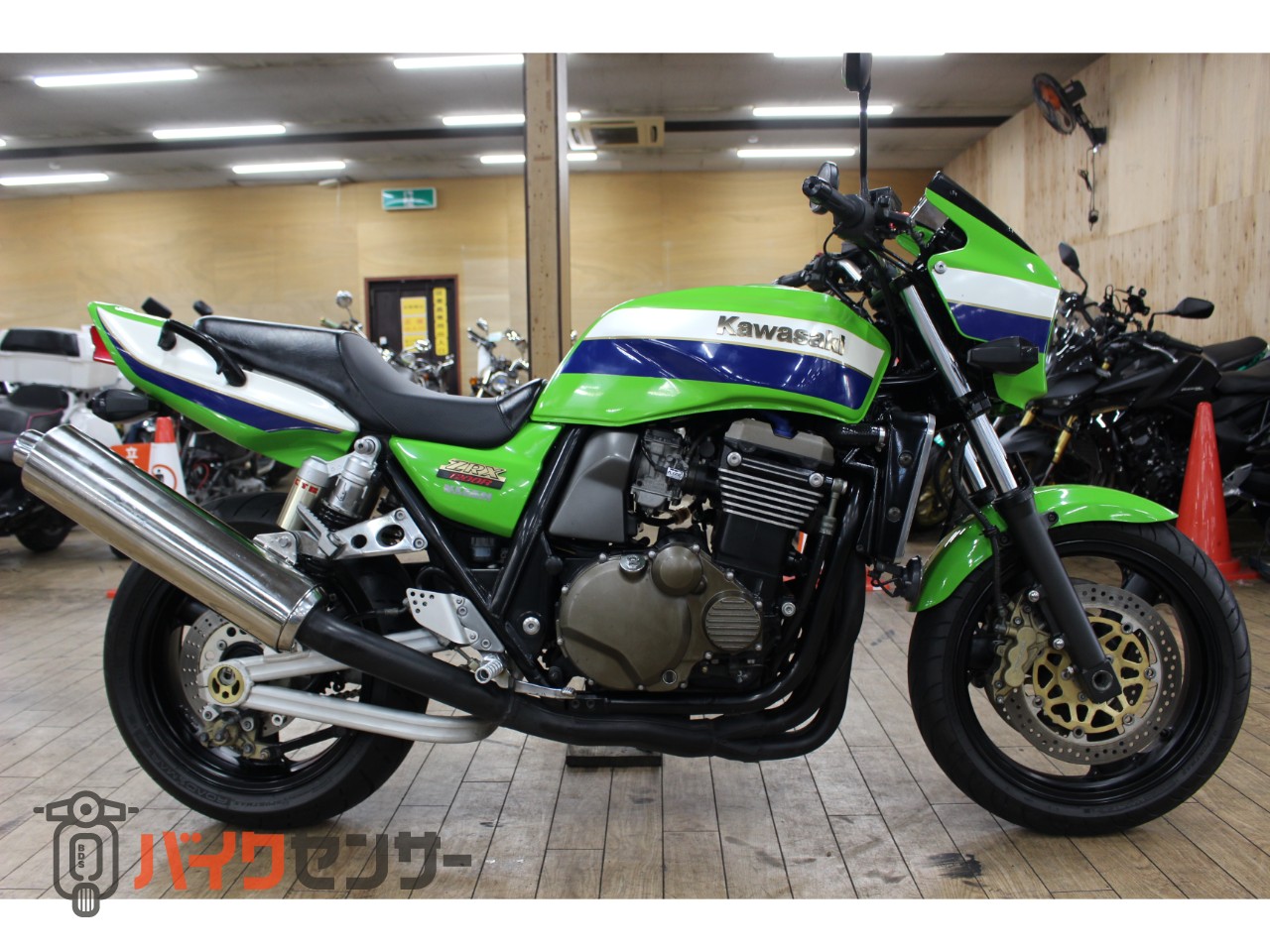 カワサキ 大阪～整備済み ZRX1200R ノーマル車両 アフターサービス万全