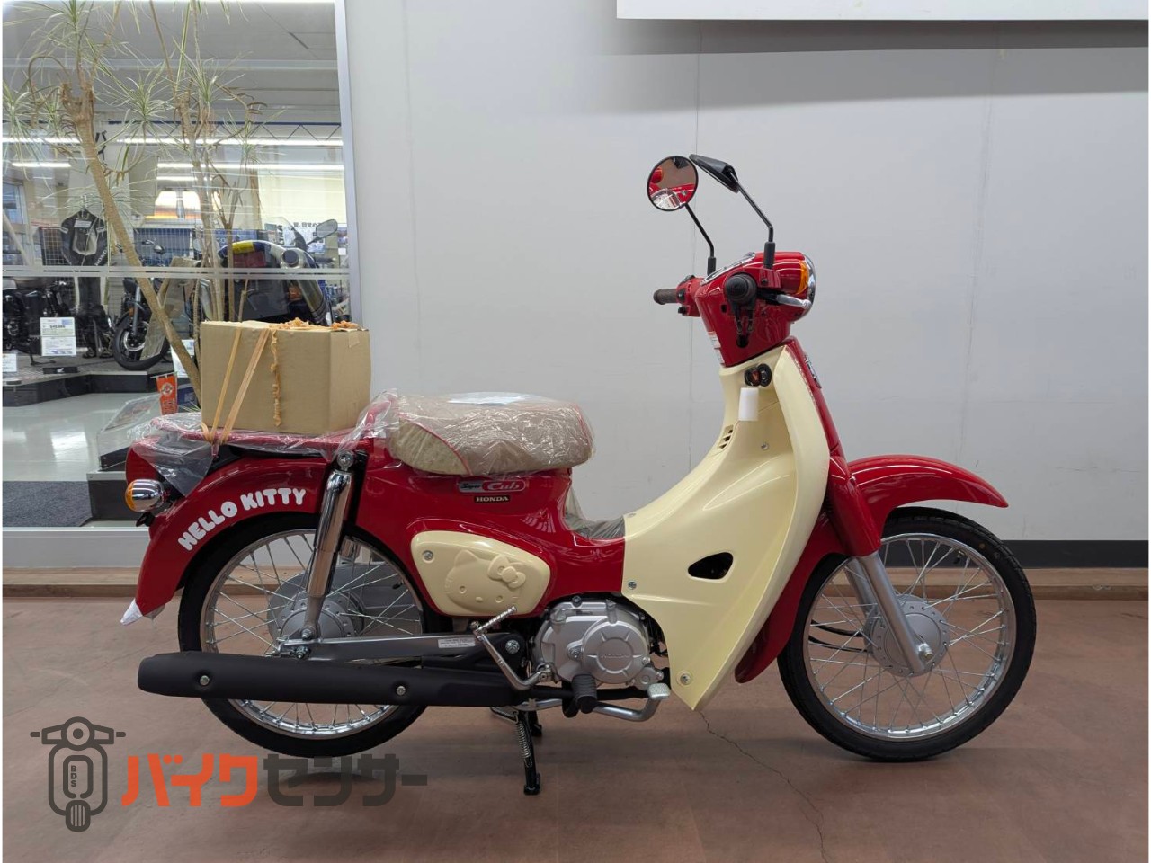 ホンダ スーパーカブ50 HELLO KITTY 新車 ハローキティ限定車 メーカー