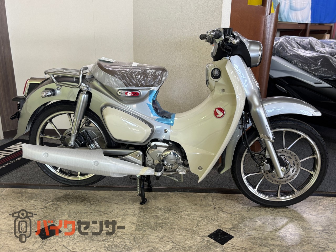 ホンダ スーパーカブC125 2026年モデル シルバー 新車 B646811| BDS