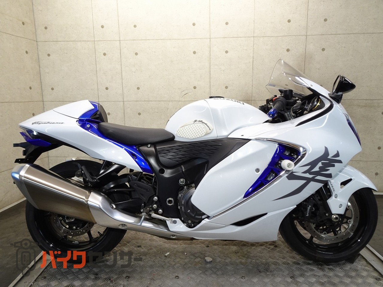 スズキ ハヤブサ （GSX1300R Hayabusa） EJ11A