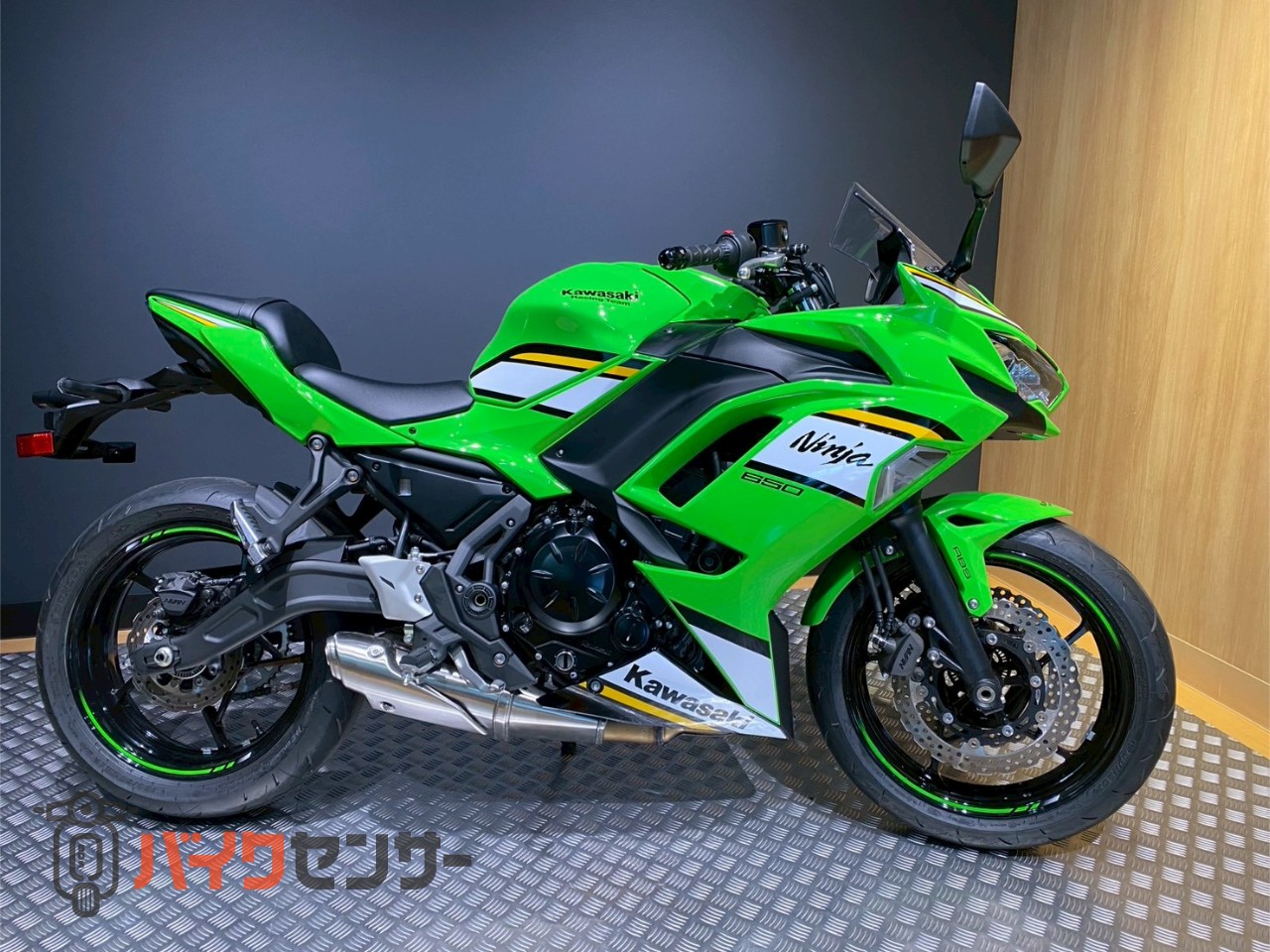 みどりいろ カワサキ Ninja650 2025年モデル B647165| BDSバイクセンサー