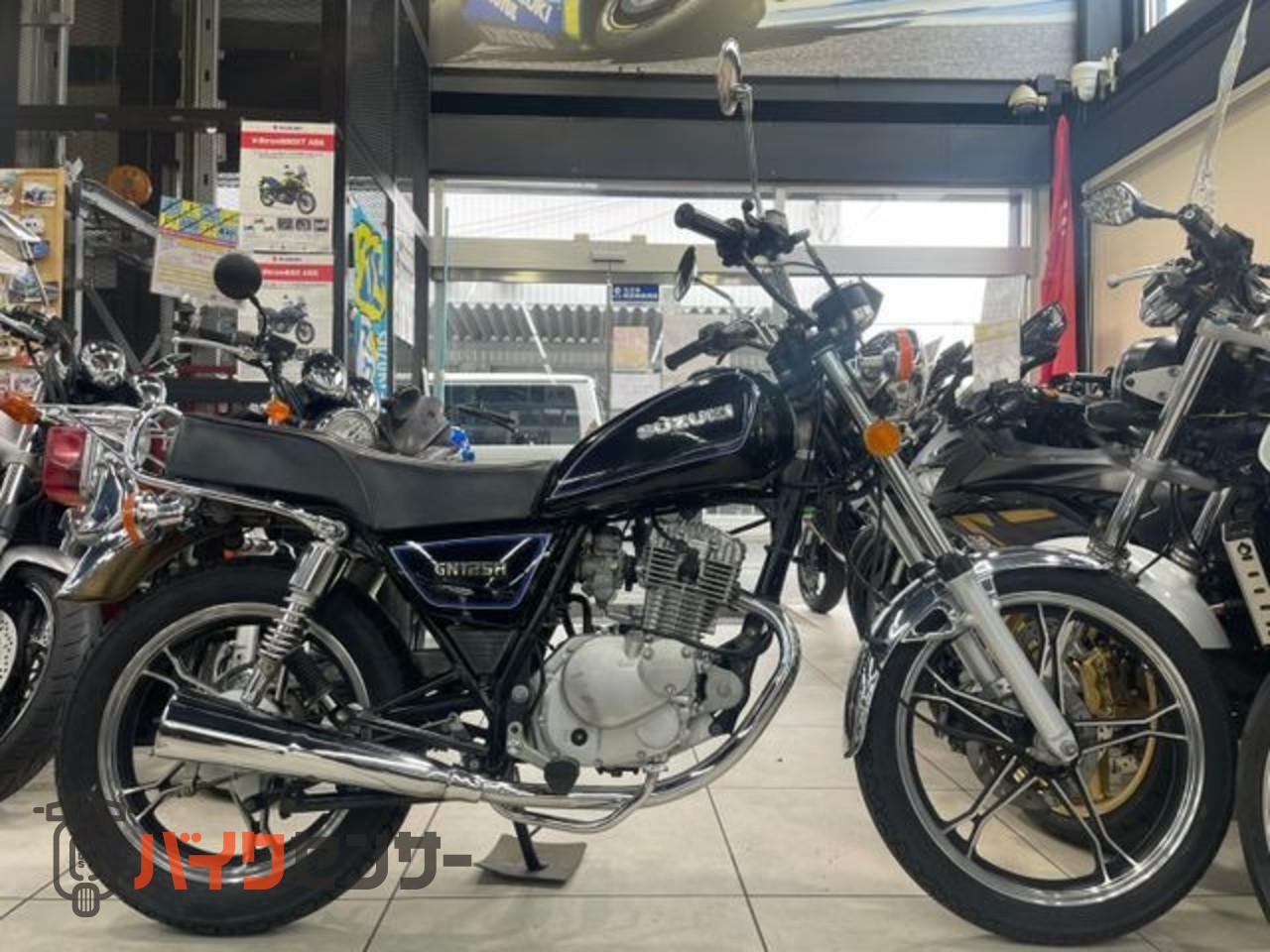 スズキ GN125H [アメリカンネイキッドスタイル] 並行輸入 追加カスタム
