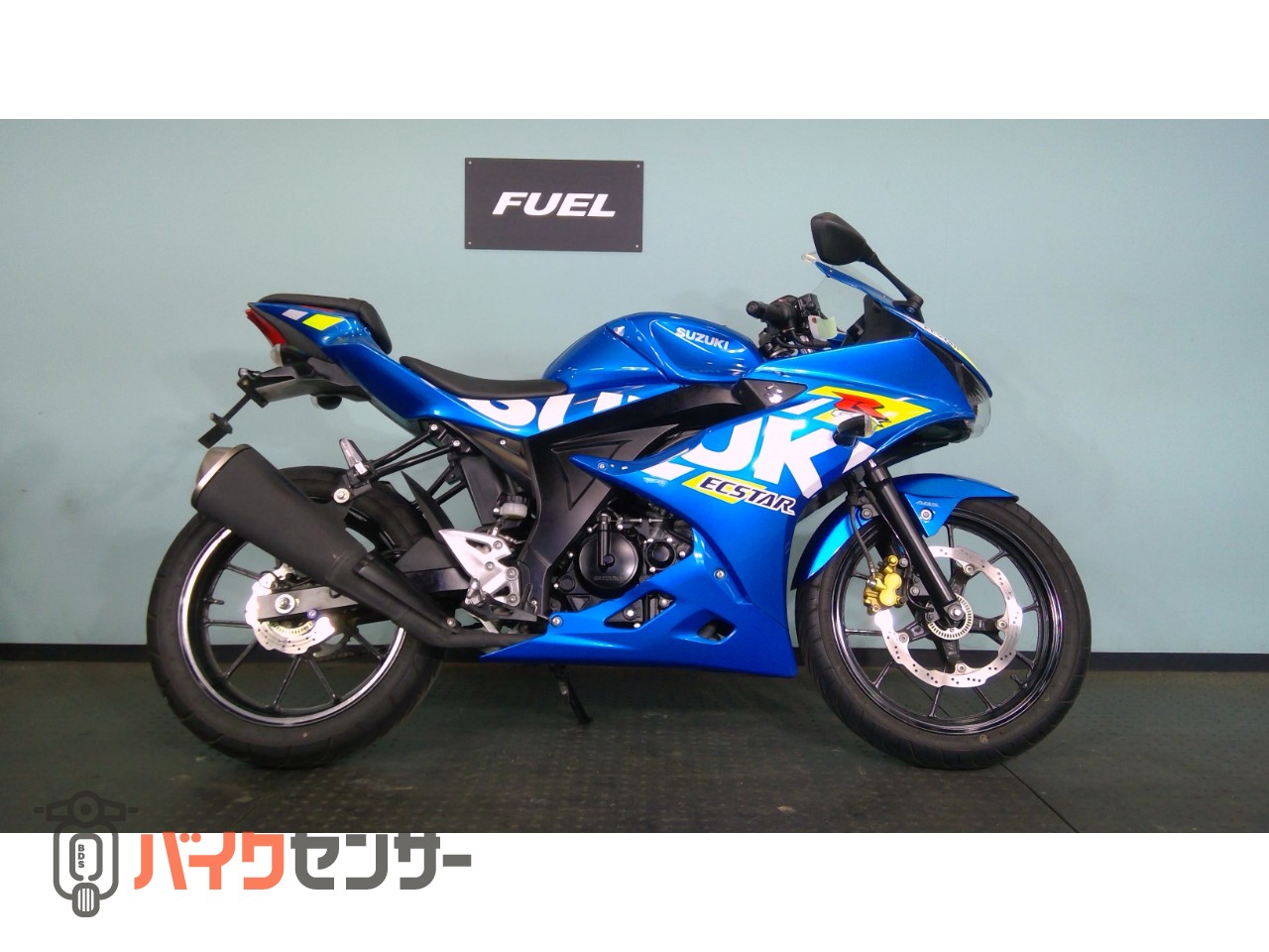 スズキ GSX-R125 DL33B ABS フェンダーレス USB シガー電源 B647517