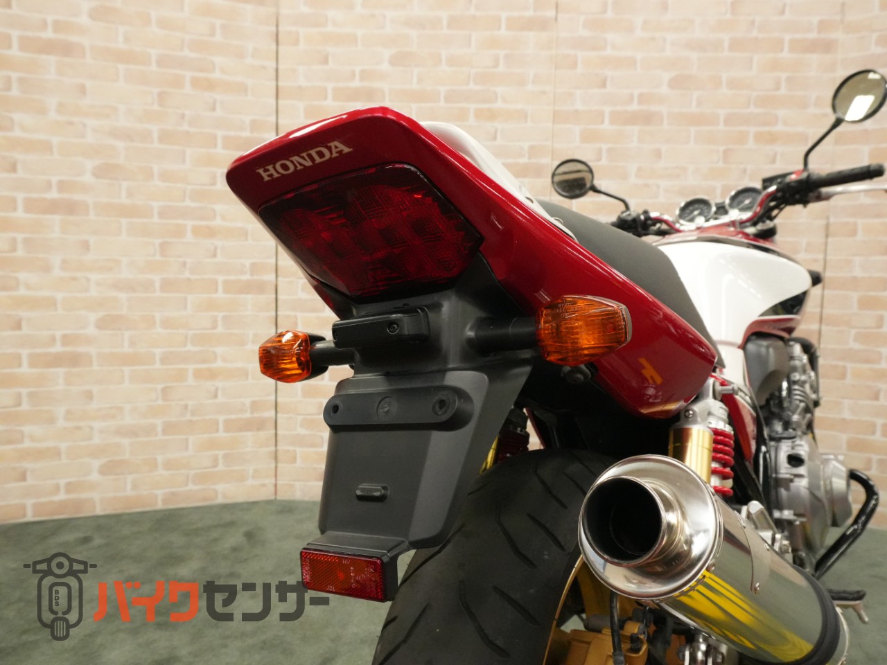 ホンダCB400 SUPER FOUR VTEC REVO ワイバンスリップオン U-UPリアサス