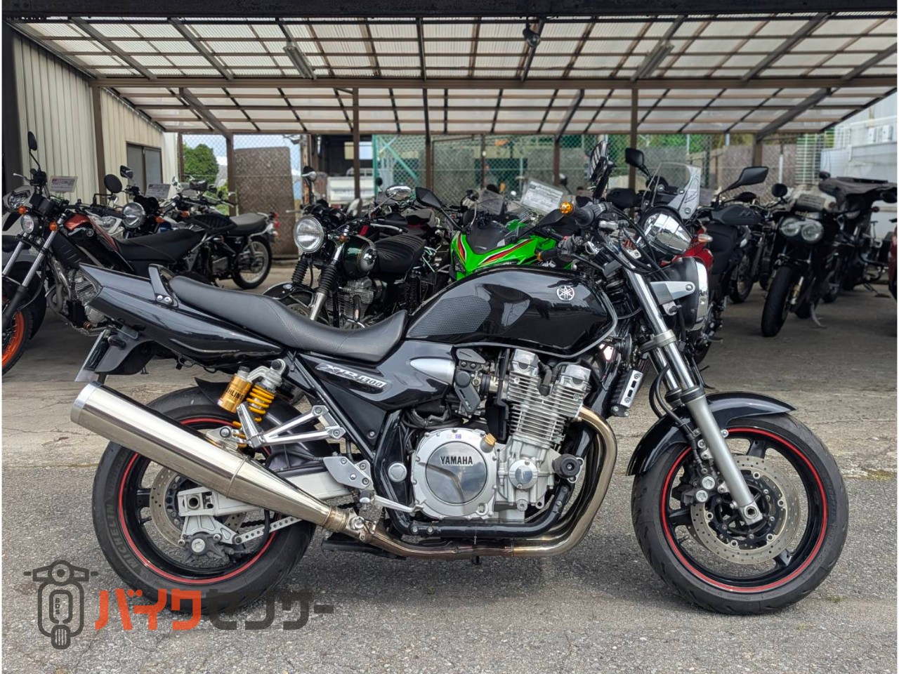 ヤマハ XJR1300 ☆エンジン動画あり☆ スマホホルダー/ETC/タンク