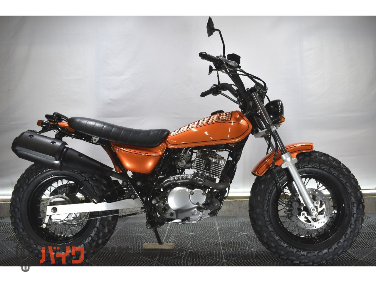 バンバン200   fi インジェクション NH42 スズキ バンバン200 インジェクション NH42A｜Moto