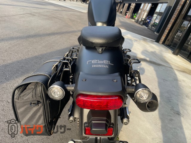 レブル250 Sエディションカスタム OVERマフラー ワイヤレス充電