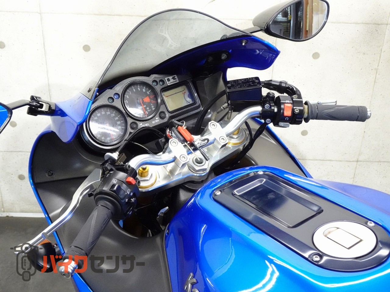 カワサキ Ninja ZX-12R 2005年モデル B型後期 ラジアルマウント