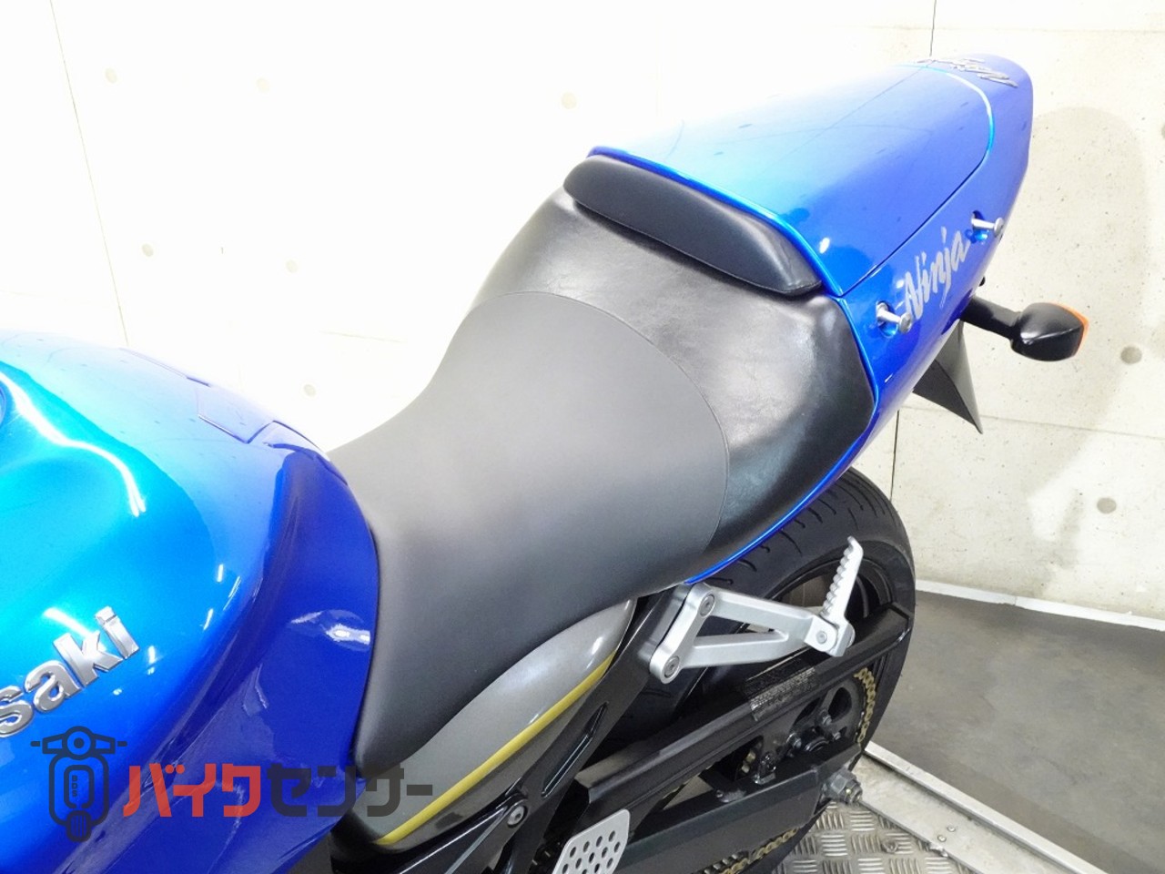カワサキ Ninja ZX-12R 2005年モデル B型後期 ラジアルマウント