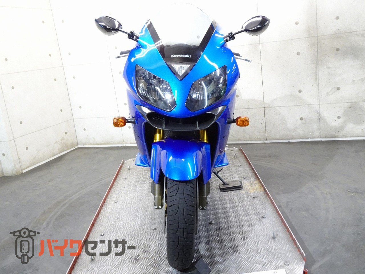 カワサキ Ninja ZX-12R 2005年モデル B型後期 ラジアルマウント