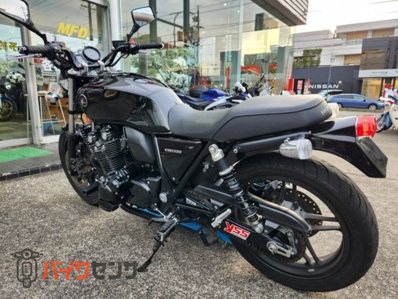 ホンダ CB1100［ブラックスタイル ABS］ 空冷1100エンジン 6速