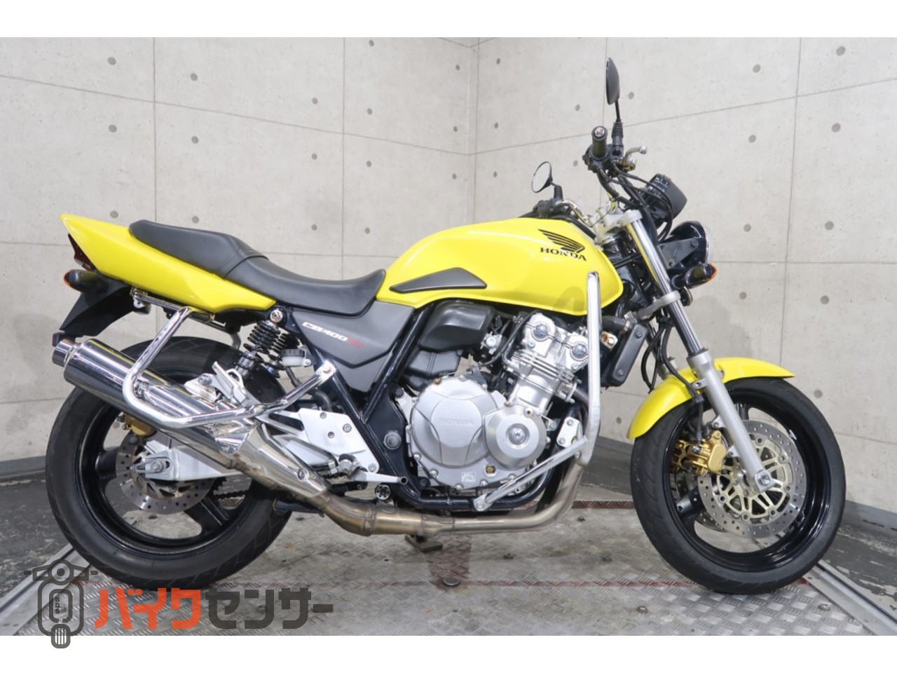 2019年製造　NC54 CB400SF Revo 56PS 元教習車　未登録 ホンダ CB400 SUPER FOUR VTEC REVO NC54 教習車モデル 国内未登録車 3