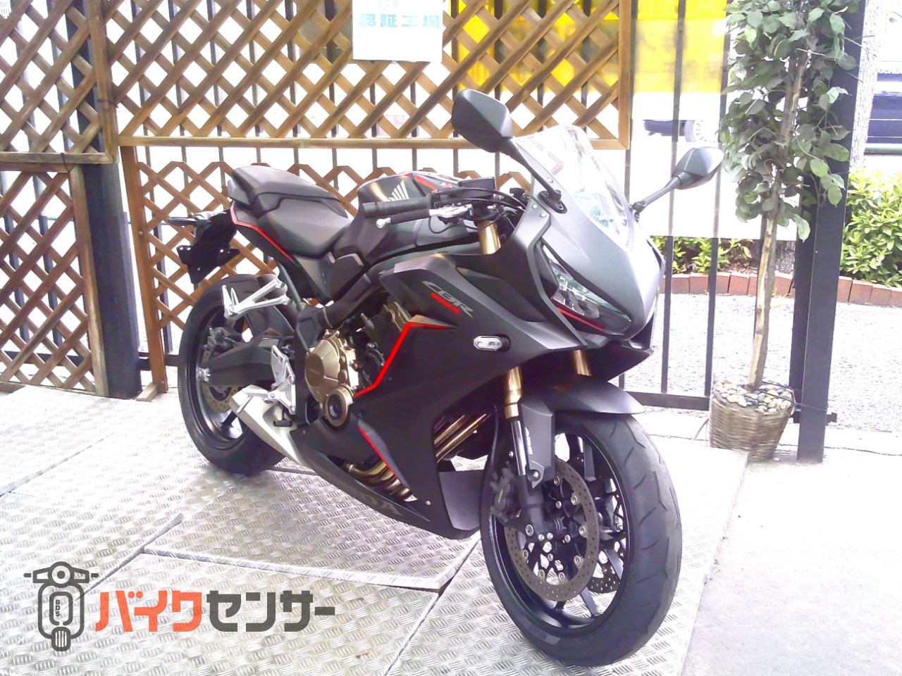 【個人出品】CBR650R ホンダ 走行6,200㎞ マットブラック 2019年 ETC グリップヒーター USB電源 ガラスコーティング 新潟 ホンダ CBR650R ETC USB グリップヒーター付き B651295| BDS