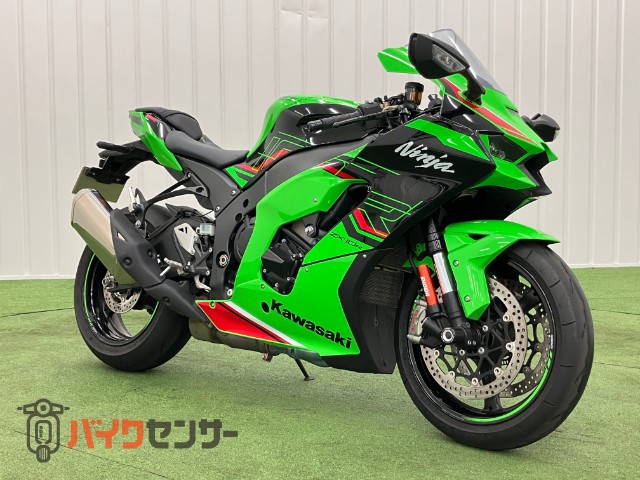 Ninja ZX-10R 水冷4気筒 KRT Edition TFTメーター