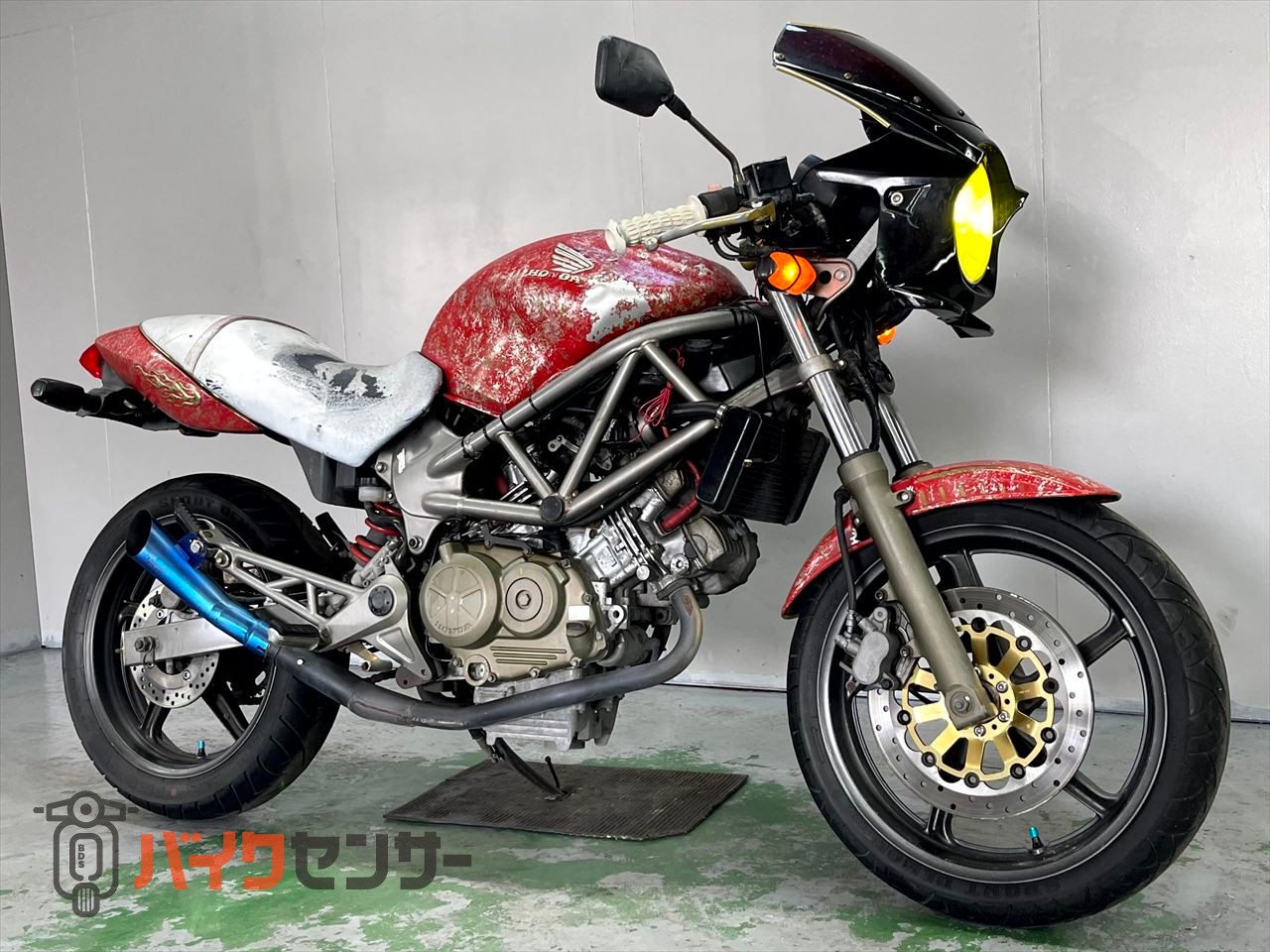 VTR250 MC33 バイク 引き取り歓迎 車両情報:ホンダ VTR250 | GARAGE−J イオ 武雄店 | 中古バイク・新車
