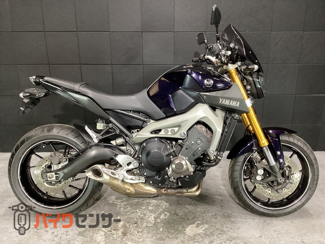 ヤマハ MT-09☆極美車☆乗出し整備済・車検残(R9年9月迄)・前後タイヤ
