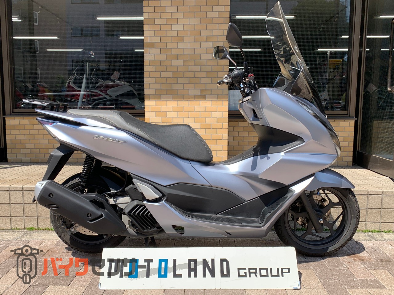 ホンダ pcx125 jf28実動車 優れた環境性能が特長の原付二種スクーター「PCX」を一部改良し発売