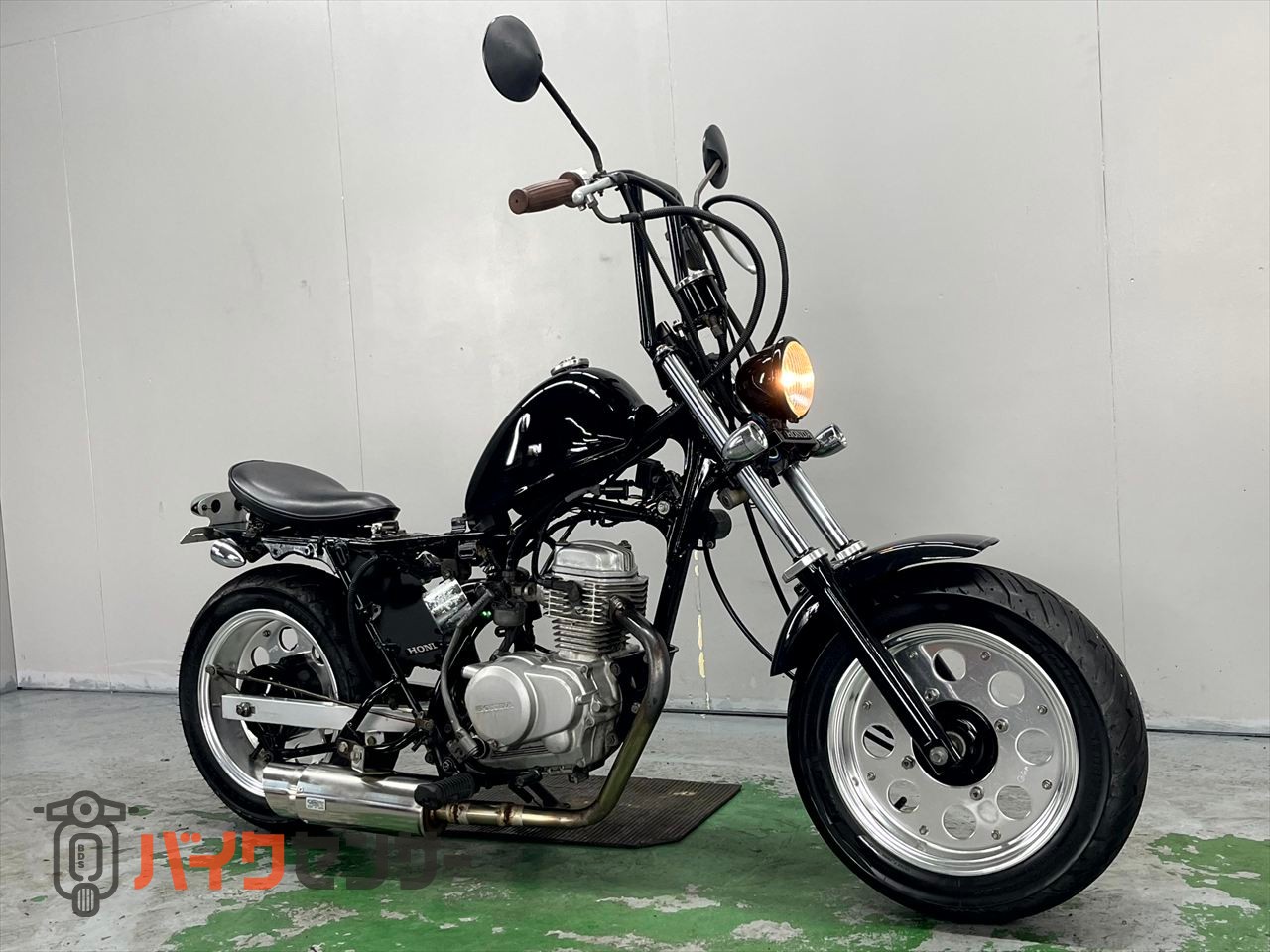 ホンダ エイプ50 AC16 2002年モデル フルカスタム 社外アルミホイール