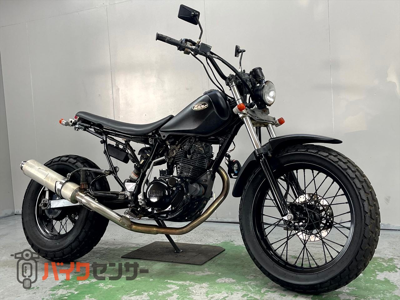 宮城県仙台市！ TW200 2JL スカチューン ロンスイ ミリタリーカラー コヨーテブラウン マットブラック カスタム トラッカー ヤマハ TW200 DG07J 2000年モデル ロンスイ スカチューン 社外マフラー