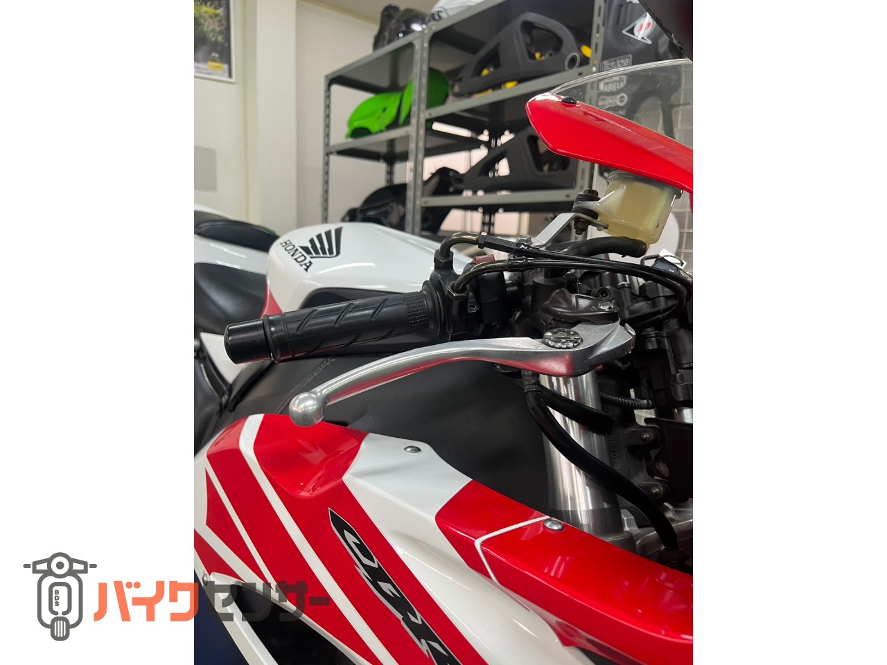 ホンダ CBR1000RR 2004年式 前期型 SC57 フルノーマル車