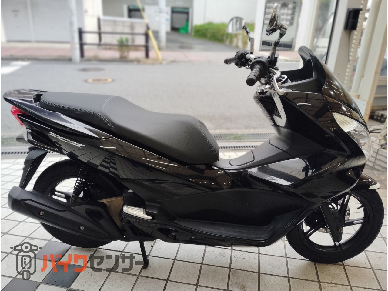 ホンダ ホンダ PCX125 JF56 LEDヘッドライトモデル 前後タイヤ交換済み