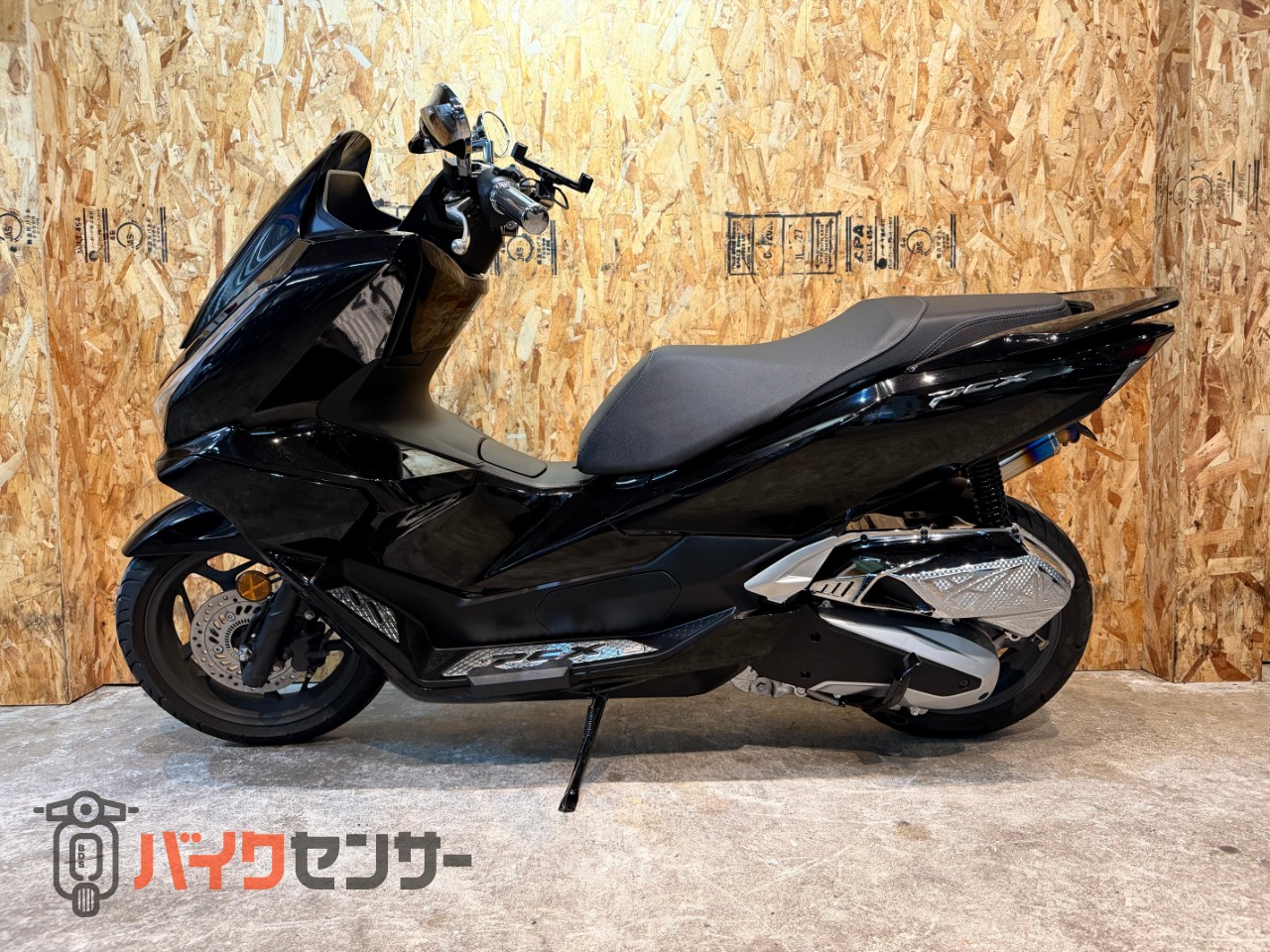 ホンダ ホンダ PCX125 現行型 ワンオーナー 距離浅4092KM 【カスタム10
