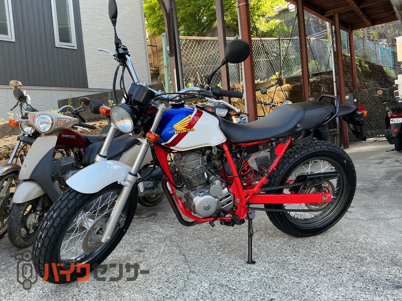 ホンダ FTR223 タイヤ前後新品交換済み B654432| BDSバイクセンサー