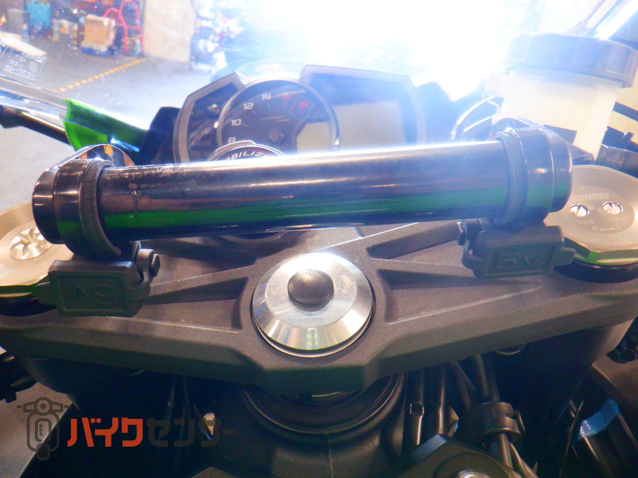 カワサキ Ninja ZX-6R ETC2.0 前後ドライブレコーダー USBポート