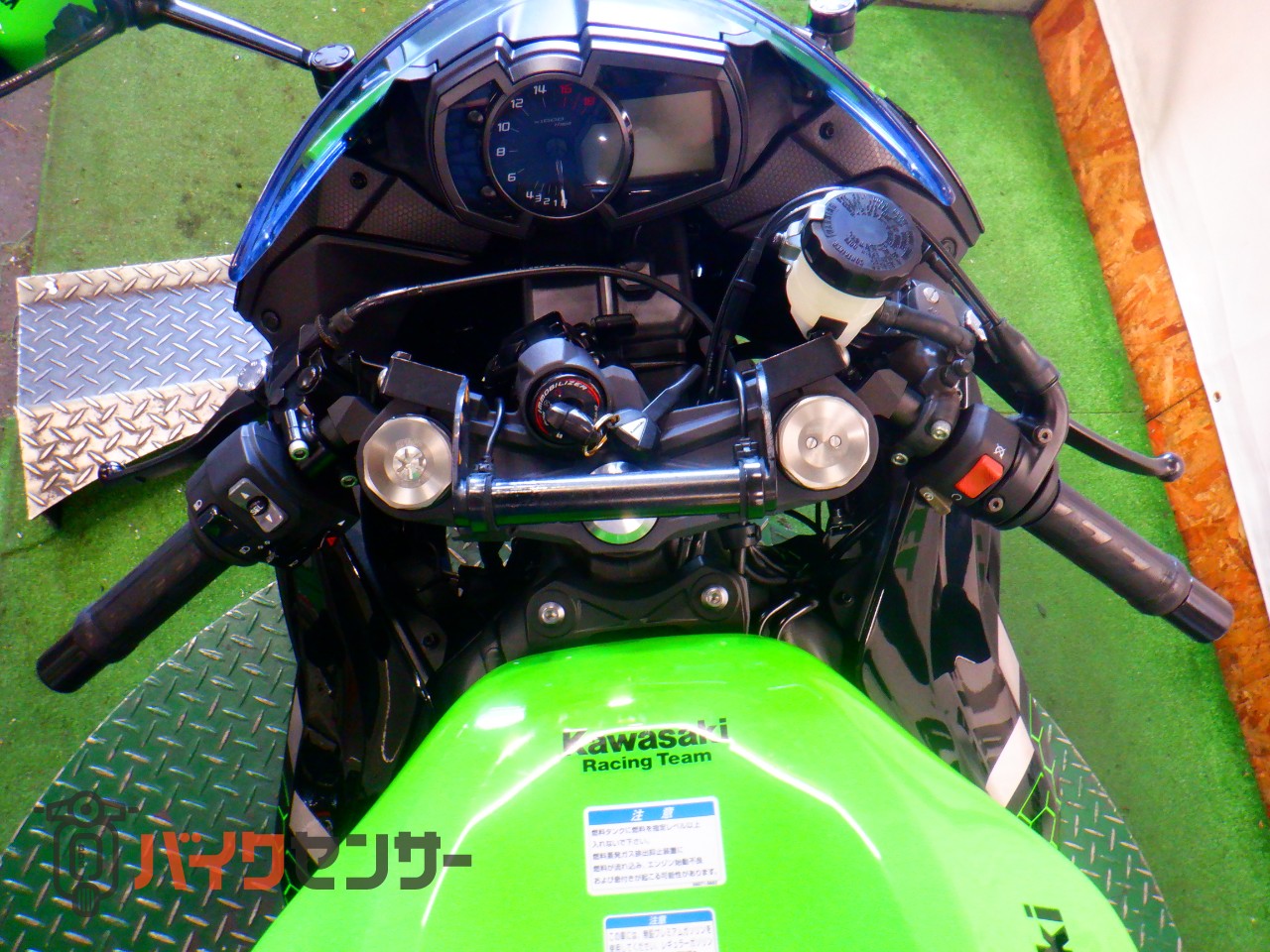 カワサキ Ninja ZX-6R ETC2.0 前後ドライブレコーダー USBポート