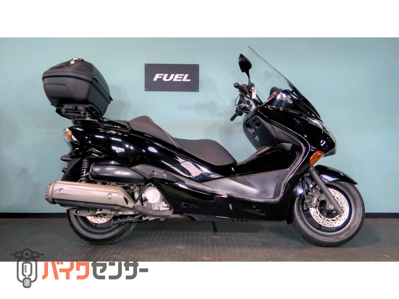 決まりました　フォルツァZ/MF10/前期/リアボックス・HID・ナビ・グリップヒーター付 ホンダ フォルツァZ MF10 GIVIリアボックス ロングスクリーン B655586