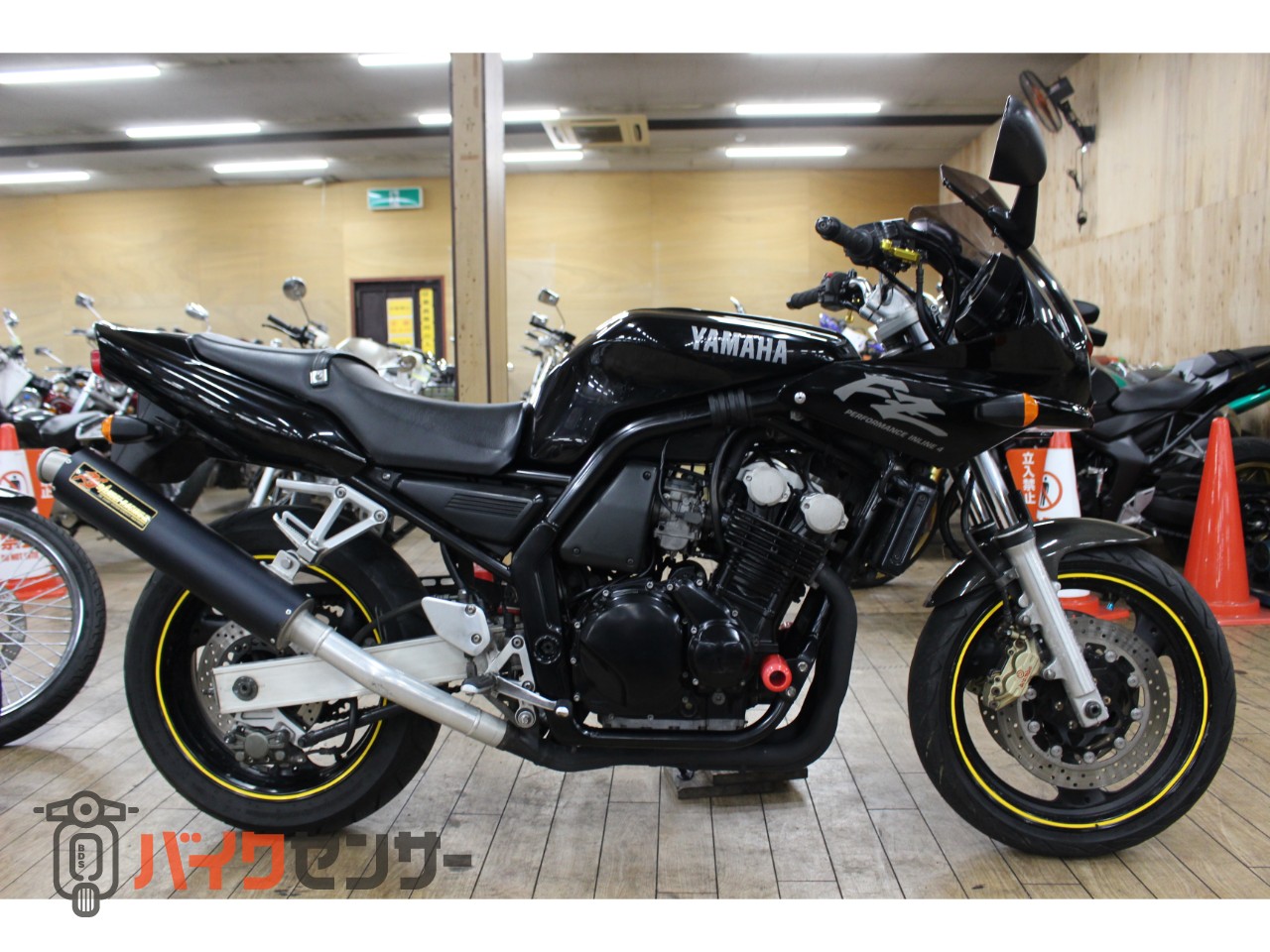 ヤマハ 大阪～整備済み FZ400 キャブレターOH済み 車検2年付きお