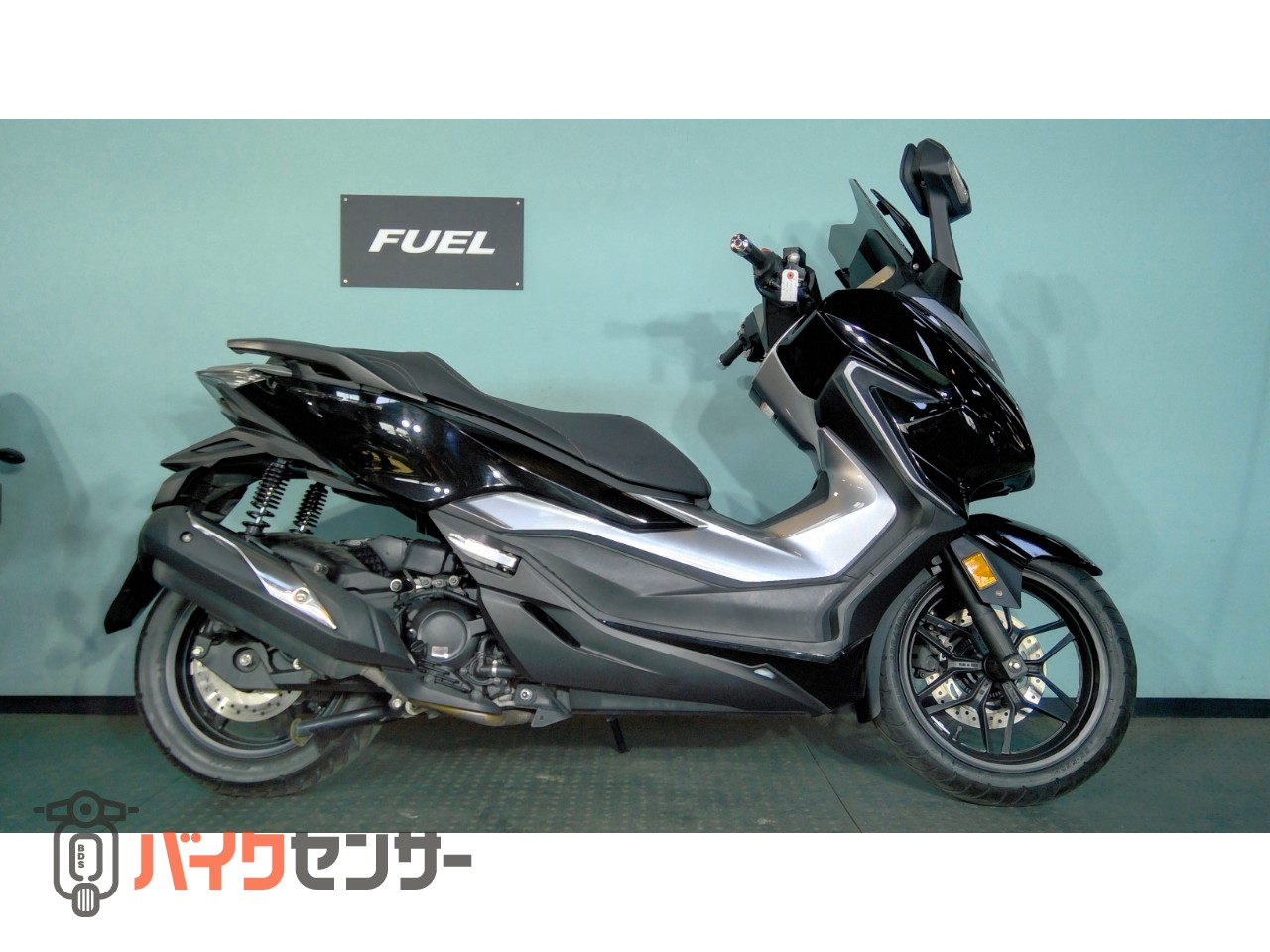 ホンダ フォルツァ MF13 ABS 社外スクリーン グリップヒーター B656957
