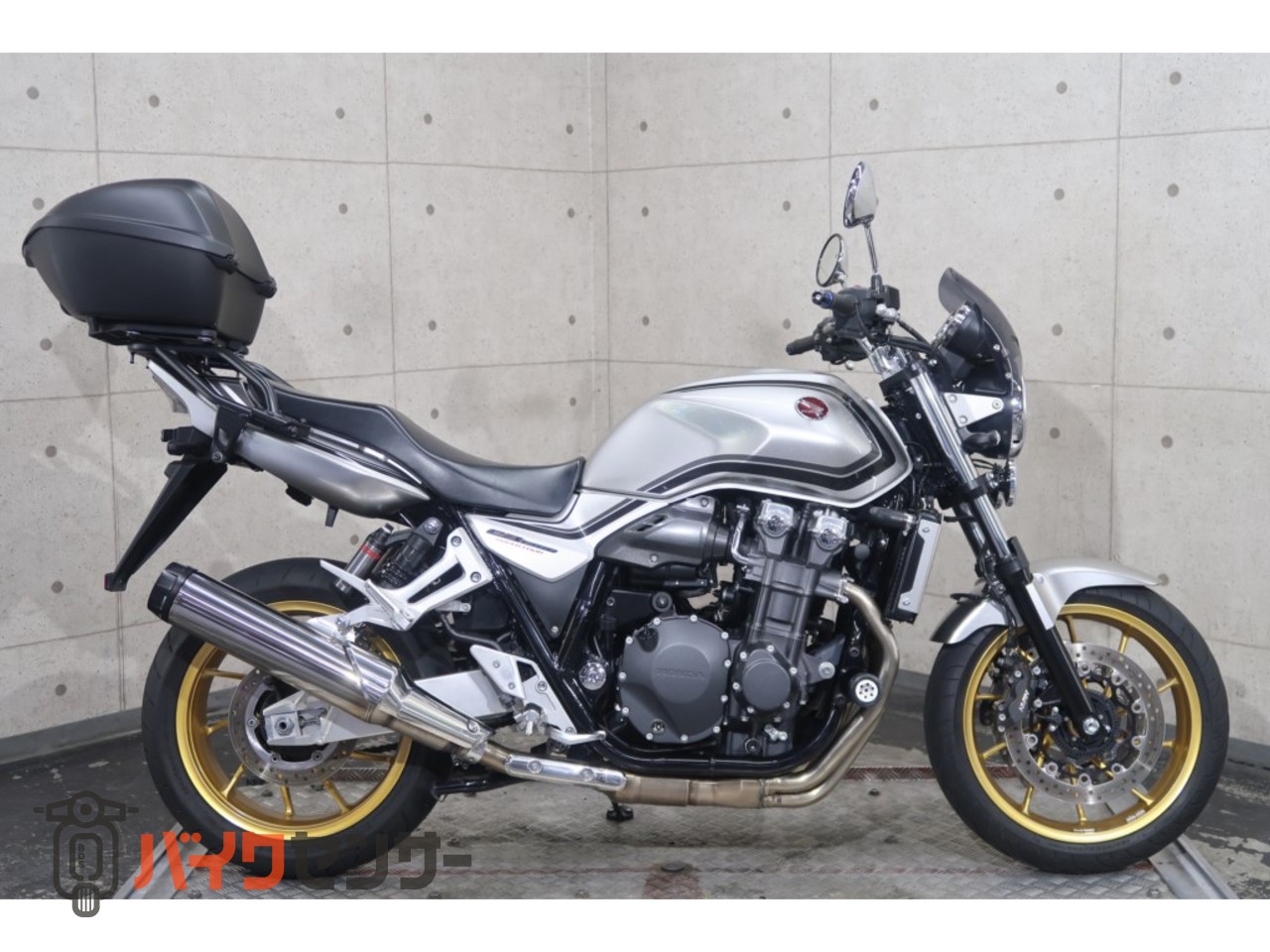 ホンダ CB1300 SUPER FOUR SC54 2021年モデル クイックシフター トップ