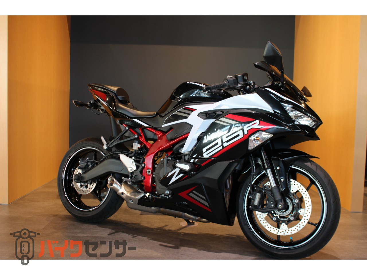 カワサキ Ninja ZX-25R SE B657288| BDSバイクセンサー