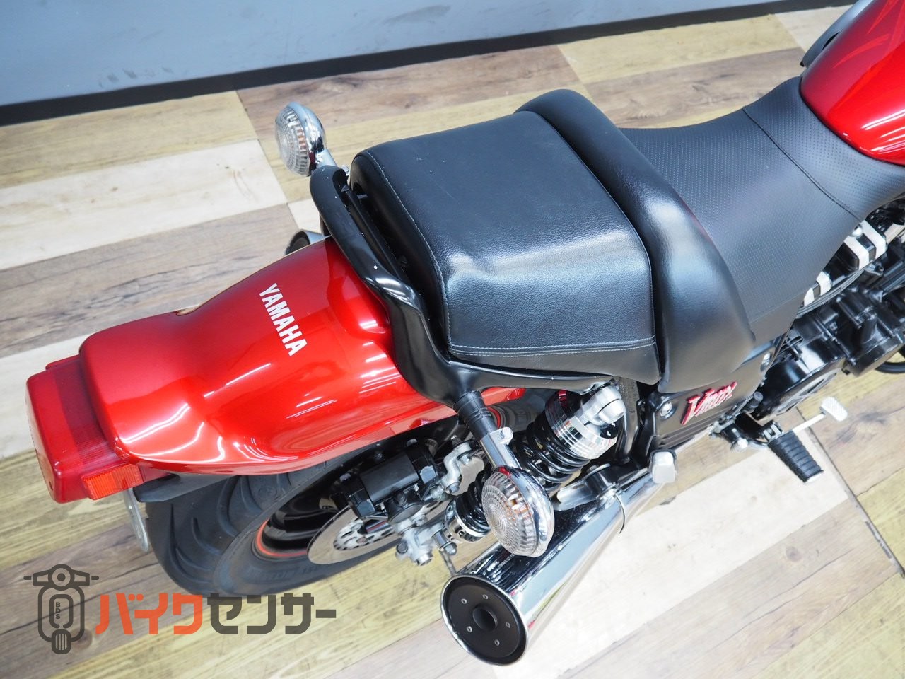 Yamaha V-Max 赤 外装パーツ ヤマハ V-MAX 5GK7 カナダ仕様逆車 20thアニバーサリー仕様 エンジン