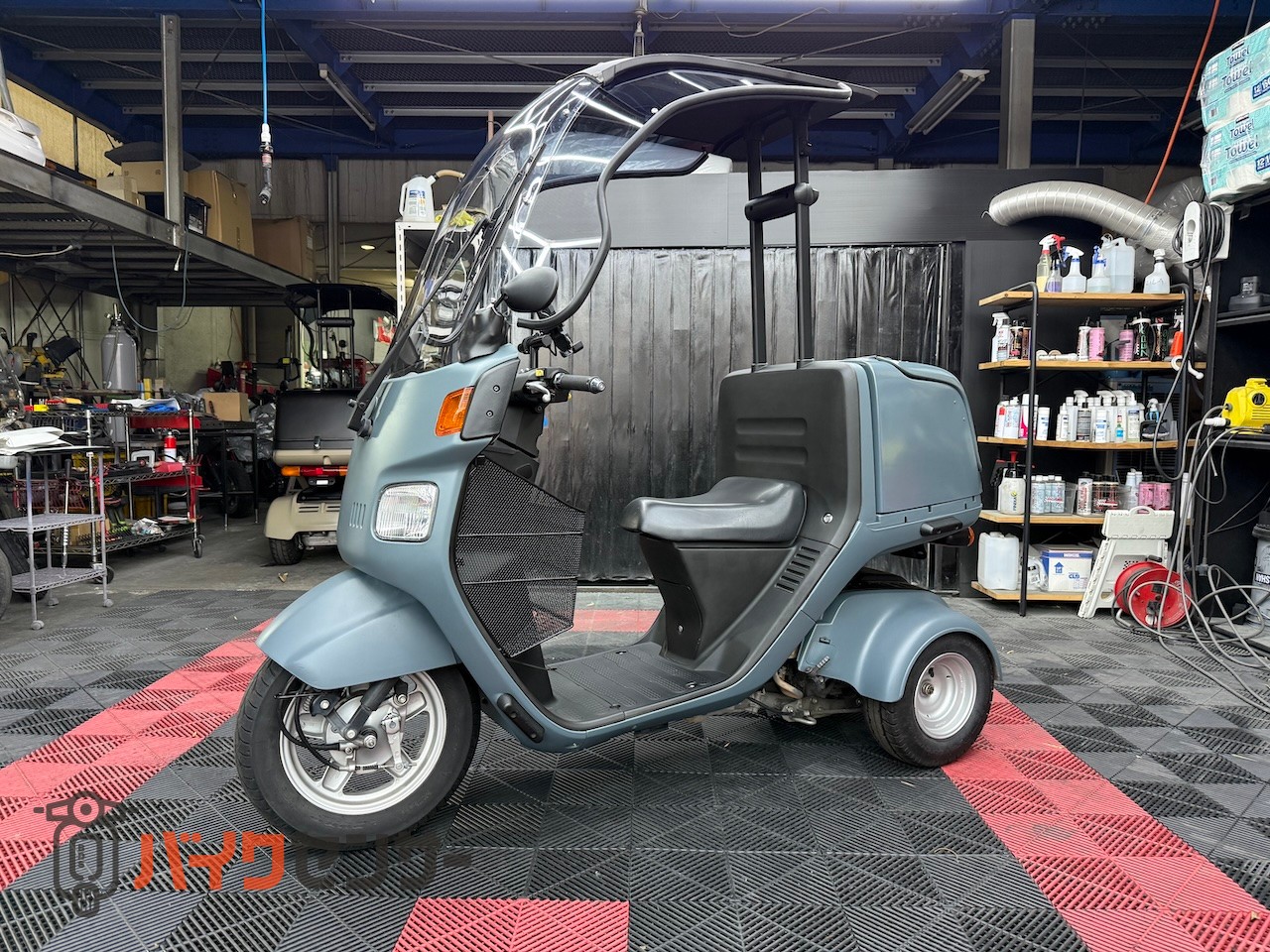 ホンダ ジャイロキャノピー4スト後期型 新塗装ブルーグレー、バイザー