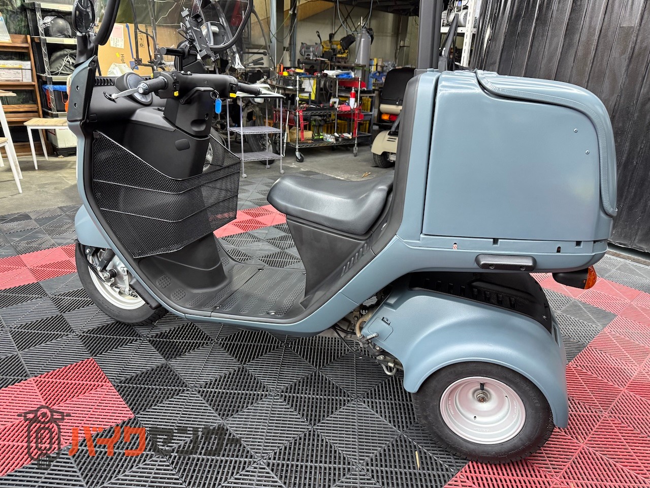 ホンダ ジャイロキャノピー4スト後期型 新塗装ブルーグレー、バイザー