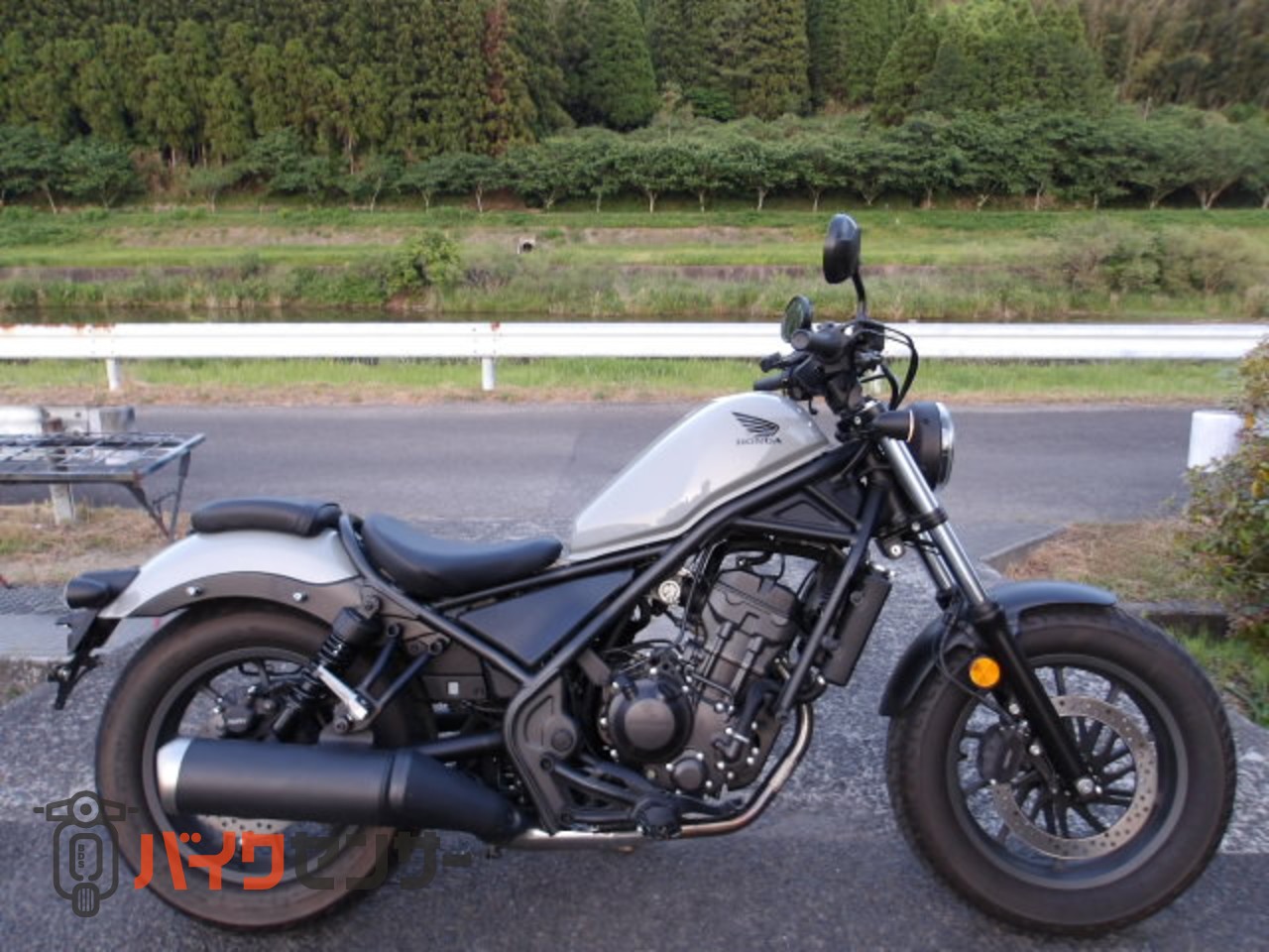 ホンダ レブル250 2023モデル SP忠男エキパイ サドルバックサポート ホンダ レブル250 2023モデル SP忠男エキパイ サドルバックサポート
